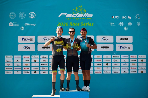 Konya Büyükşehir Belediyespor Bisiklet Takımı’dan çifte başarı Konya Büyükşehir Belediyespor Bisiklet Takımı’dan çifte başarı