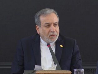 Arakçi: ABD, Hindistan’ı Rusya’dan petrol almaktan vazgeçirmeye çalıştı