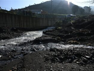 Manisa’da Kırtık Deresi yeniden temizlendi Manisa’da Kırtık Deresi yeniden temizlendi