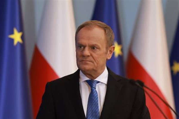 Tusk: Hep birlikte bu siyasi çılgınları durdurmalıyız Tusk: Hep birlikte bu siyasi çılgınları durdurmalıyız