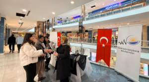 Van’da kadın el emeği sergisi düzenlendi Van’da kadın el emeği sergisi düzenlendi