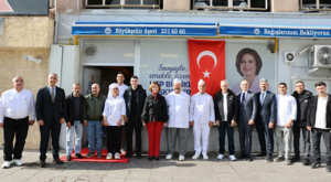 Başkan Ünlüce, Büyükşehir Belediyesi Aşevi’ni ziyaret etti