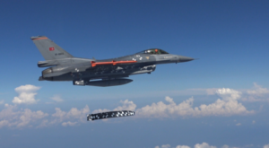 Bakan Kacır: SOM-J, son atış testinde hedefini tam isabetle vurdu