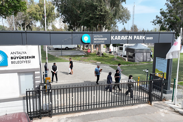 Antalya Konyaaltı Karavan Park Ramazan Bayramı’nda yoğun ilgi gördü Antalya Konyaaltı Karavan Park Ramazan Bayramı’nda yoğun ilgi gördü