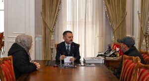 Kocaeli Valisi Aktaş, vatandaş ve öğrencilerle bir araya geldi