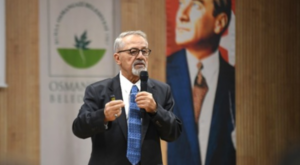 Görür: Bu yöredeki levha gerilmekte, levha içi faylar ise harekete geçmektedir