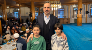 Başkan Altay, Ümmet İftarı’na katıldı Başkan Altay, Ümmet İftarı’na katıldı