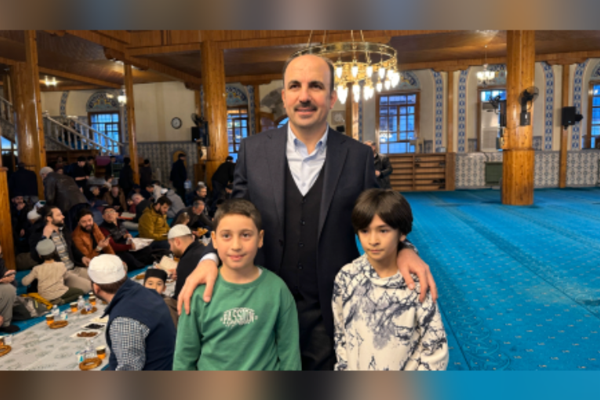 Başkan Altay, Ümmet İftarı’na katıldı Başkan Altay, Ümmet İftarı’na katıldı