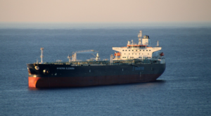 Rusya’dan Küba’ya 100 bin ton petrol yardımı