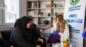 Buca’da “Köşe Bucak Sağlık” projesi başladı Buca’da “Köşe Bucak Sağlık” projesi başladı