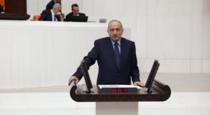 Yılmaz: 18-20 milyon kişiye sosyal yardım verilmesi övünülecek değil