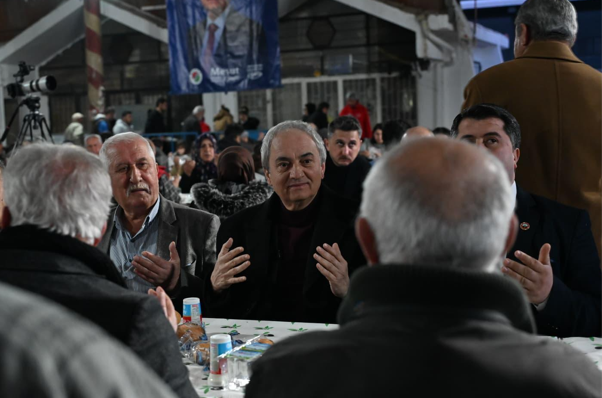Başkan Kocagöz, iftar sofrasında vatandaşlarla buluştu Başkan Kocagöz, iftar sofrasında vatandaşlarla buluştu