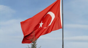 Vali ve belediye Başkanlarından 18 Mart Çanakkale Zaferi mesajı