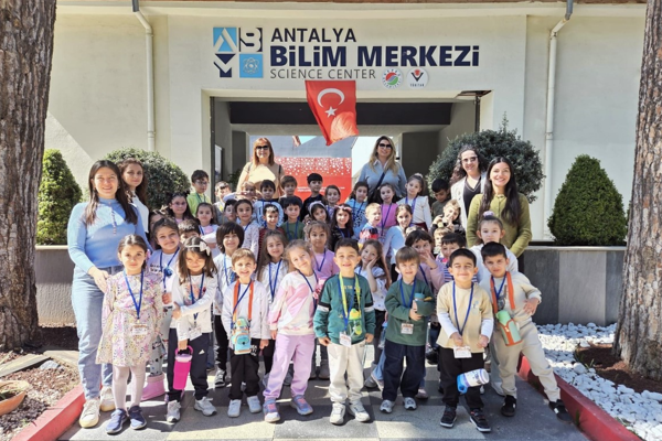Dokuma Park Antalya Bilim Merkezi’ne gezi düzenlendi
