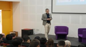 “Dronların Sivil Kullanım Alanları” söyleşisi düzenlendi