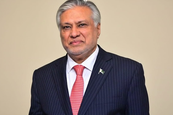 Dar: Şerif, Pakistan Halk Partisi Başkanı Zardari ile bir araya geldi