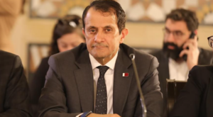 Katar Büyükelçisi, Lübnan için acil yardım çağrısının lansmanına katıldı