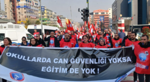 Bursa’da “Okulda Şiddete Dur” yürüyüşü