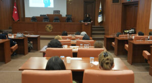 Kartal’da “Cam Tavan Sendromu” semineri düzenlendi