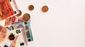 Jeopolitik riskler, Euro üzerinde baskı oluşturuyor