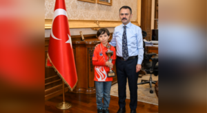 Türkiye ikincisi Ali Mete Dere, Vali Aktaş’ı ziyaret etti