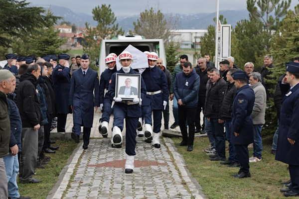 Kıbrıs Gazisi Ahmet Memiş’in cenaze töreni Kütahya’da yapıldı Kıbrıs Gazisi Ahmet Memiş’in cenaze töreni Kütahya’da yapıldı