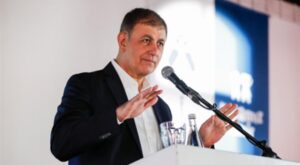 Tugay: İzmir Körfezi’ndeki gemilerin atıkları 24 saat takip edilecek