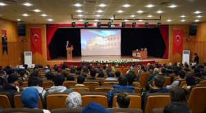 Giresun’da “Bilişim Suçuna Ortak Olma” konferansı düzenlendi