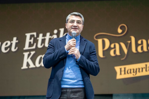 Ekmen: Ramazan, Orta Doğu’daki savaşların gölgesinde geçiyor Ekmen: Ramazan, Orta Doğu’daki savaşların gölgesinde geçiyor