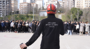 Kartal Belediyesi’nden okullarda afet bilinci eğitimi