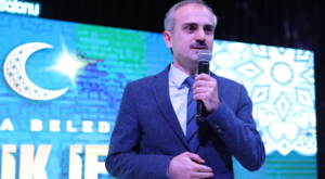 Başkan Çiftçi, gençlerle iftarda buluştu