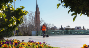 Antalya Büyükşehir Belediyesi’nde 3 bin 324 kadın personel görev yapıyor