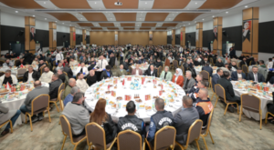 Başkan Vekili Aksoy, çalışma arkadaşlarıyla iftarda buluştu