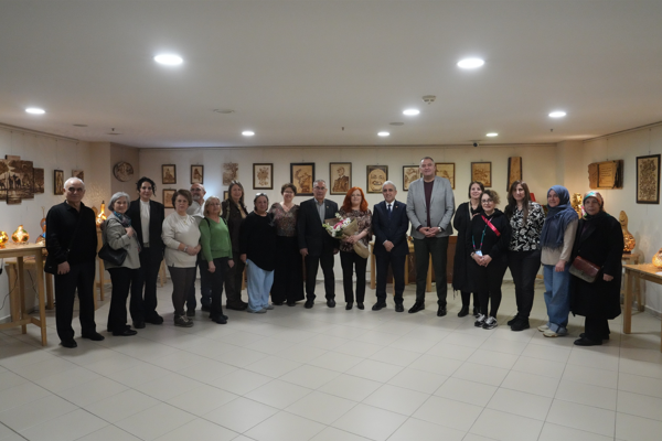 ‘Heybemizdeki İzler’ sergisi sanatseverlerle buluştu ‘Heybemizdeki İzler’ sergisi sanatseverlerle buluştu