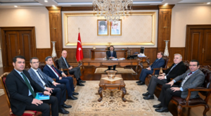 Kocaeli Valisi Aktaş, Vali Yardımcıları ile değerlendirme toplantısı yaptı