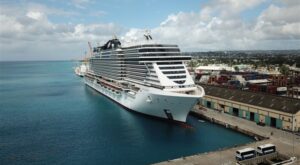 Las Palmas de Gran Canaria Kruvaziyer Limanı’ndaki yeni terminal açıldı