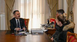 Vali Aktaş, vatandaşlar ve şehit aileleriyle bir araya geldi