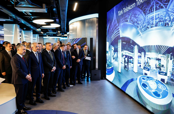 Türk Telekom, Türkiye’nin ilk ve en kapsamlı 5G deneyim merkezini hizmete açtı Türk Telekom, Türkiye’nin ilk ve en kapsamlı 5G deneyim merkezini hizmete açtı