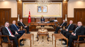 Vali Aktaş, GÜÇBİRSEN yönetimini kabul etti