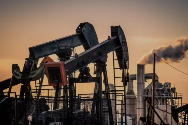 Petrol fiyatlarında yukarı yönlü baskı devam ediyor Petrol fiyatlarında yukarı yönlü baskı devam ediyor