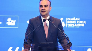 Sanayi ve Teknoloji Bakanı Kacır, ASRİAD iftarında iş dünyasıyla buluştu