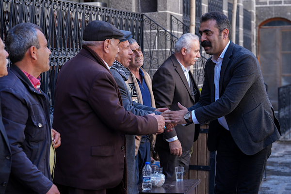 Eşbaşkan Hatun, Dengbej Evi’ni ziyaret etti