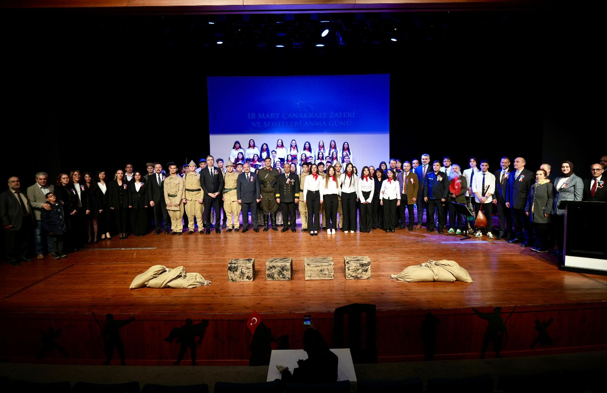 Kartal’da 18 Mart’ta Çanakkale şehitleri anıldı Kartal’da 18 Mart’ta Çanakkale şehitleri anıldı