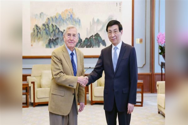 Wang Huning, Harvard Üniversitesi’nden Prof. Allison ile görüştü