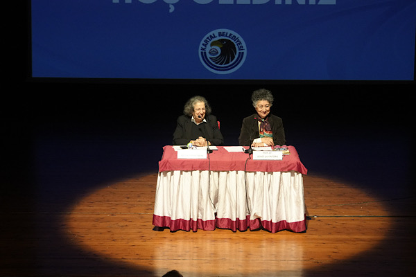 Kartal’da felsefe buluşmalarında teknoloji ve insan ilişkisi ele alındı Kartal’da felsefe buluşmalarında teknoloji ve insan ilişkisi ele alındı