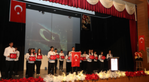 Siirt’te İstiklal Marşı’nın Kabulü ve Mehmet Akif Ersoy’u Anma Günü kutlandı