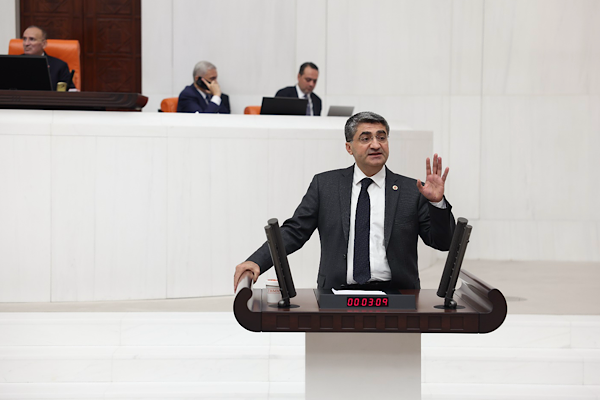 Ekmen’den Adalet Bakanı Gürlek’e “Lahey Sözleşmesi” önergesi Ekmen’den Adalet Bakanı Gürlek’e “Lahey Sözleşmesi” önergesi