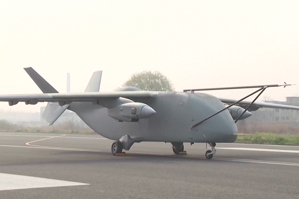 Dünyanın en büyük insansız kargo uçağı ilk uçuşunu gerçekleştirdi Dünyanın en büyük insansız kargo uçağı ilk uçuşunu gerçekleştirdi