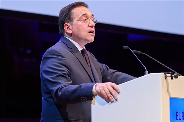 Albares: İspanya, gerginliğin azaltılması ve müzakere çağrısında bulundu Albares: İspanya, gerginliğin azaltılması ve müzakere çağrısında bulundu