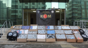 Şanlıurfa’da 30 bin paket kaçak sigara ele geçirildi